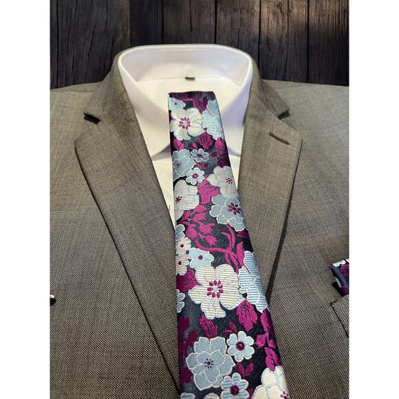 3 Piece Tie Set Navy Blue Fuchsia Floral Tie Pocket Square Cufflinks - Picture 5 of 6